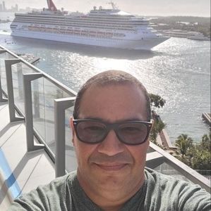 Meet your Posher, Edwin